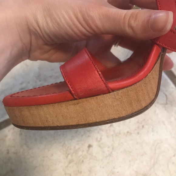 Stunning Ralph Lauren Collection Heels - Picture 4 of 8